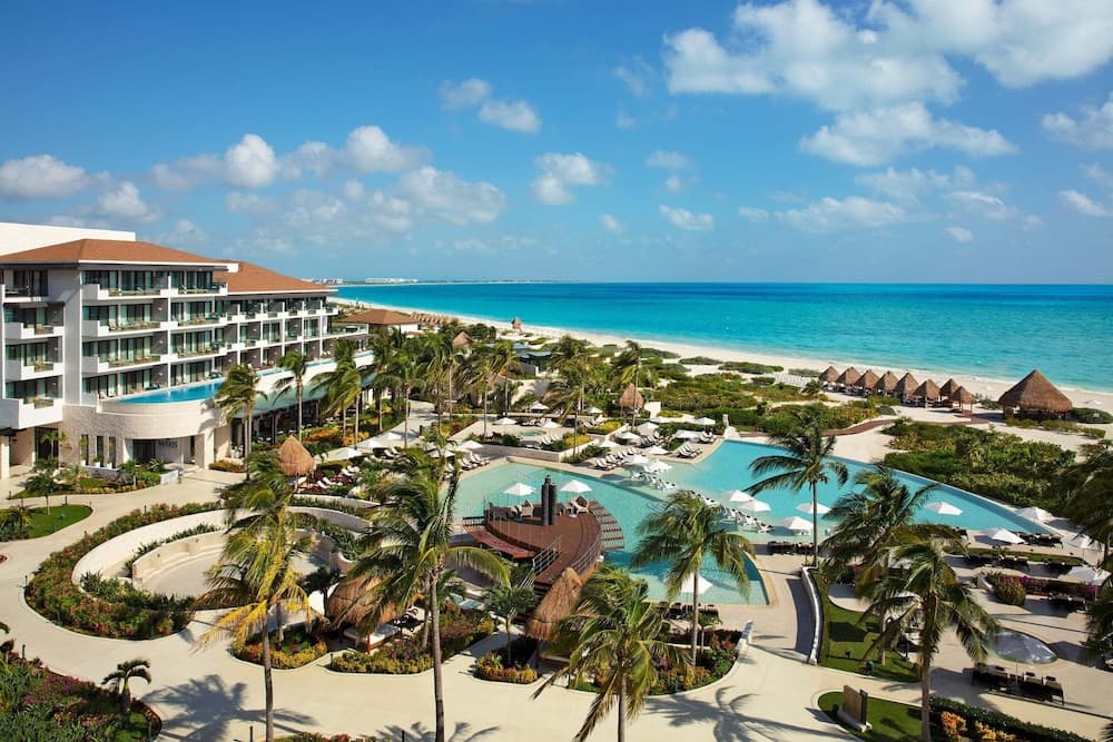Which Hotel Points Are Actually Worth It at All-Inclusive Resorts?